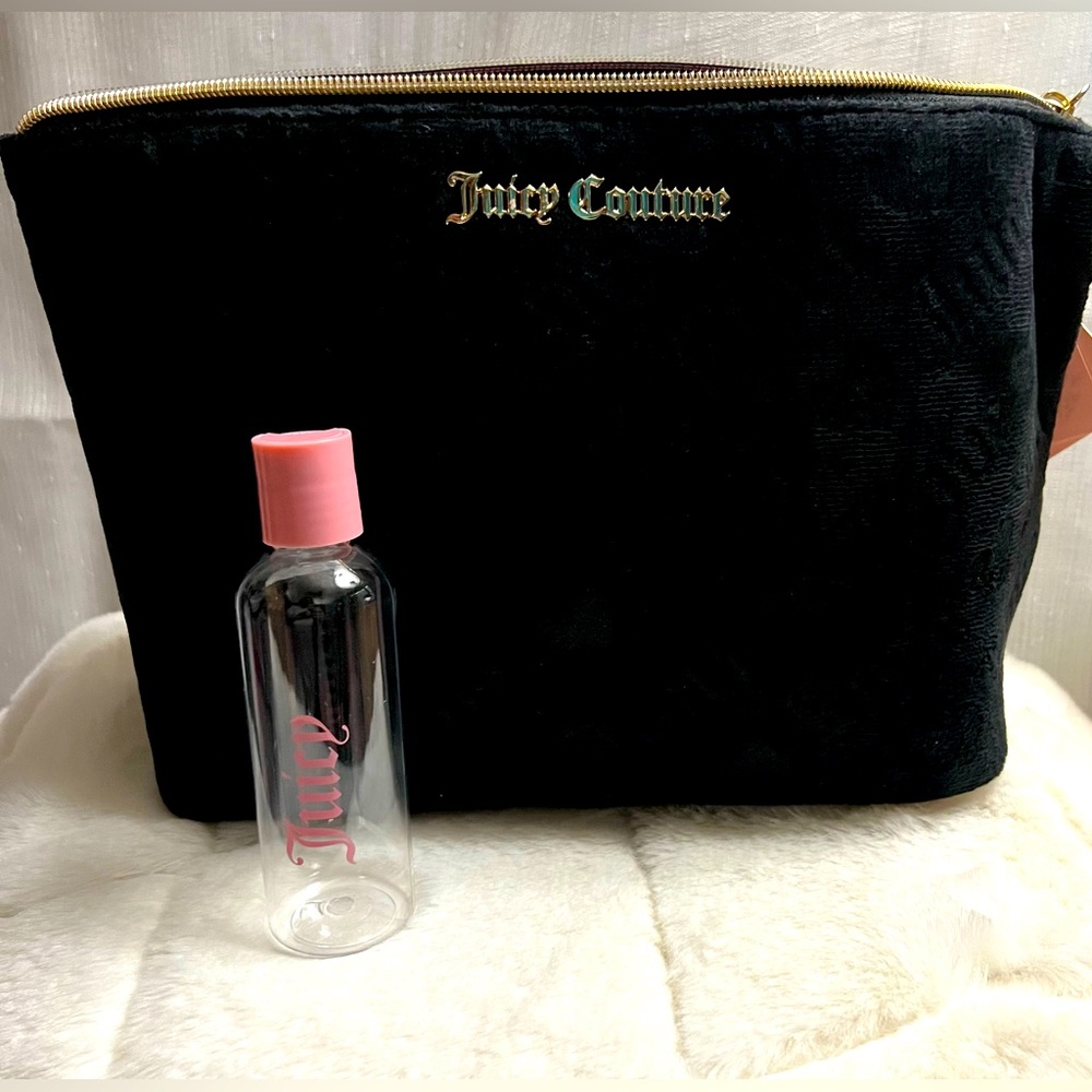 NEW Juicy Couture Black Fuzzy Travel Cosmetics Bag